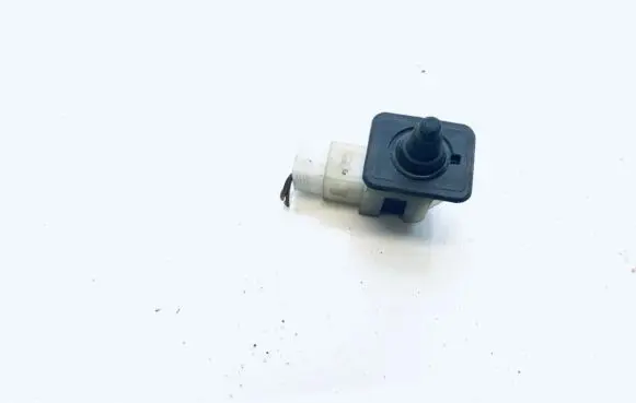 Mercedes-Benz A W168 Front door sensor 1688201910