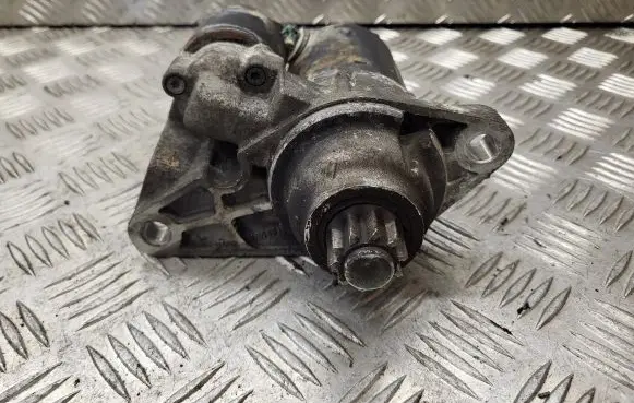 Skoda Fabia Mk1 (6Y) Starter motor 02T911023G