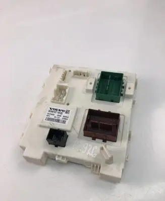 Volvo XC40 Comfort/convenience module 32268107AB