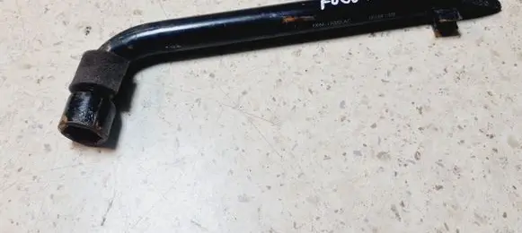 Ford Focus Wheel nut wrench 1X4A17032AC