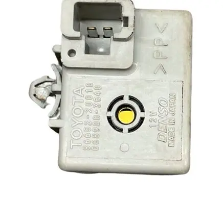 Toyota Prius (XW20) Other relay 8665220010 0689003540