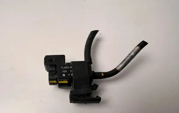 BMW X3 F25 Turbo solenoid valve 7602868