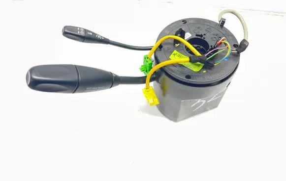 Mercedes-Benz CLK A209 C209 Wiper turn signal indicator stalk/switch A2035401145