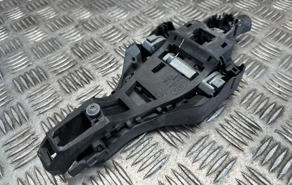 Land Rover Discovery Sport Rear door exterior handle/bracket FK72224A82AA