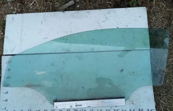 Opel Astra H Front door window/glass (coupe) 43R001582 E000199 AS2M3240DOT682