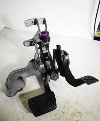 Audi A6 C7 Pedal assembly 4G1723117 8K1723523A 4H1723140A