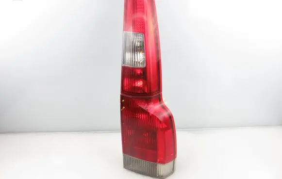 Volvo V70 Rear/tail lights 9154494 9154498
