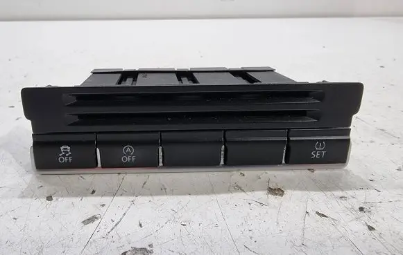 Volkswagen Tiguan Traction control (ASR) switch 5N1927132S TW5CZ21510
