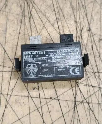 BMW 5 E39 Immobilizer control unit/module 61358362337 8362337