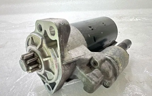 Volkswagen Touareg I Starter motor 059911024H