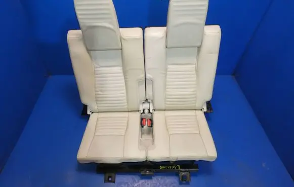 Land Rover Discovery Sport Third row seats