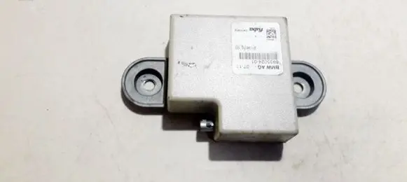BMW 5 E60 E61 Antenna control unit 693502401 21367510