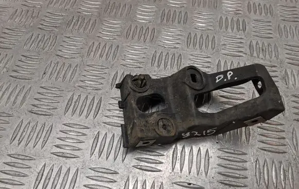 Audi A4 S4 B7 8E 8H Front bumper mounting bracket 8E0853922D