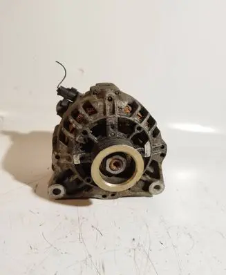 Toyota Aygo AB10 Generator/alternator 2543215A 9656003780