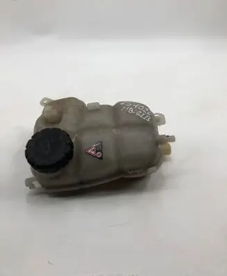 Mercedes-Benz GLB x247 Coolant expansion tank/reservoir A2475000049