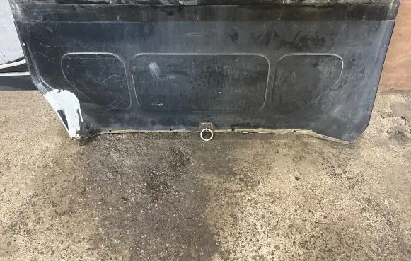 Volkswagen Transporter - Caravelle T5 Trunk separation 7H0863175C