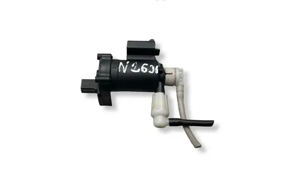 Mercedes-Benz C W203 Turbo solenoid valve A2038000178