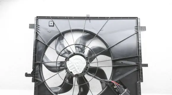 Mercedes-Benz Vito Viano W447 Electric radiator cooling fan A4479060012 3136613435