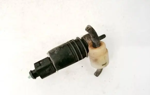 Mitsubishi Colt Windscreen/windshield washer pump