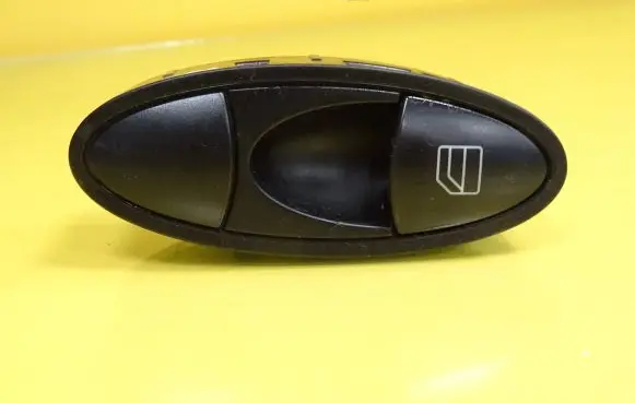 Mercedes-Benz E W211 Electric window control switch A2118219858