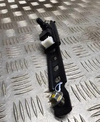 Infiniti Q70 Y51 Seat belt height adjuster 