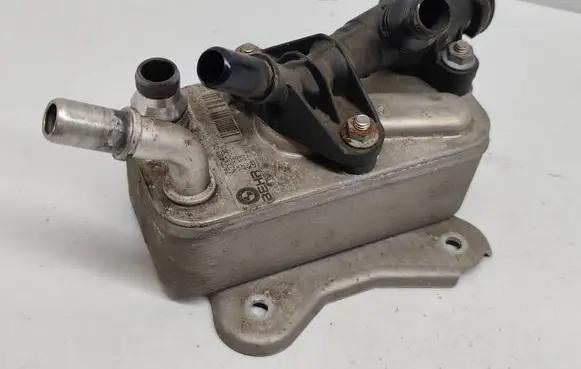 BMW 7 F01 F02 F03 F04 Gearbox / Transmission oil cooler 7800408 N4830003 N4832002