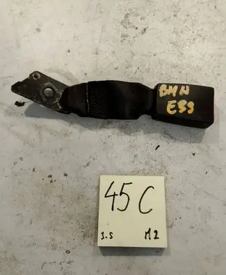 BMW 5 E39 Front seatbelt buckle 8230754