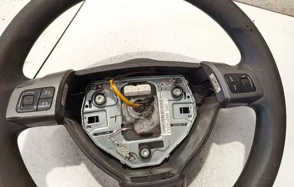 Opel Astra H Steering wheel buttons/switches 13208858