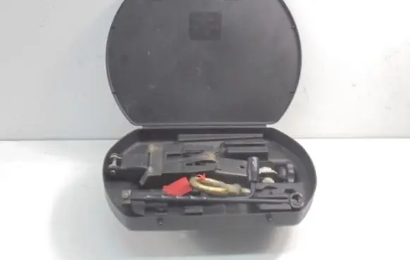 Volkswagen Polo III 6N 6N2 6NF Lift Jack 6N0011031C