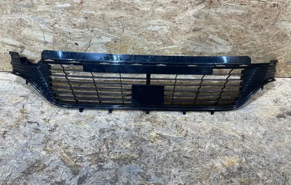 Ford Puma Front grill S1TB-17K945-A S2505P054-M