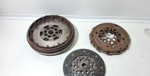 Volkswagen Transporter - Caravelle T4 Clutch set kit 322028110 B02103 417000811