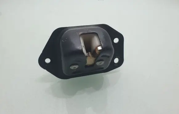 Nissan Juke I F15 Loading door lock 