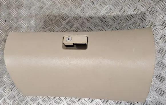 Toyota Avensis T250 Glove box 5555005070A0 5555005070