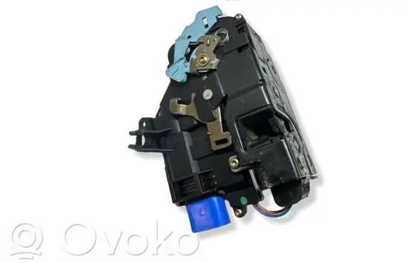 Volkswagen Golf Plus Front door lock 3D1837016 PA66307GF