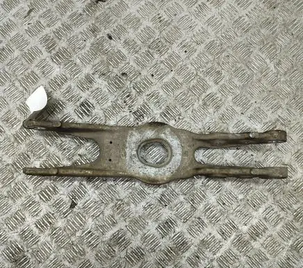 Mercedes-Benz C W205 Rear upper control arm/wishbone A2053523300 A2053503900