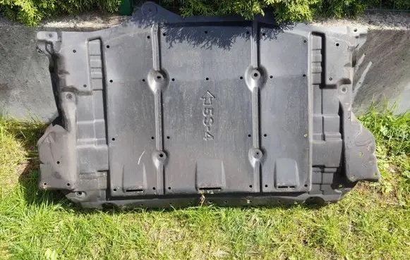 Nissan Leaf I (ZE0) Center/middle under tray cover 748N35SK0B