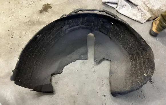 Porsche Panamera (970) Front arch 97050413303