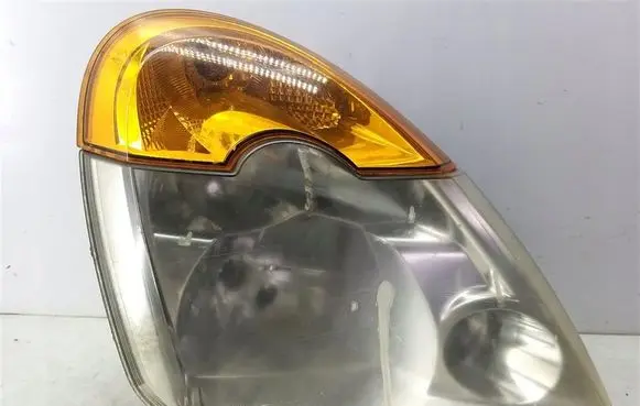 Renault Modus Headlight/headlamp 8200301831