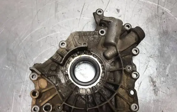 Ford Focus Oil pump 9813581580