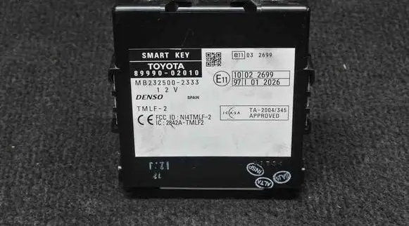 Toyota Auris 150 Other devices 8999002010