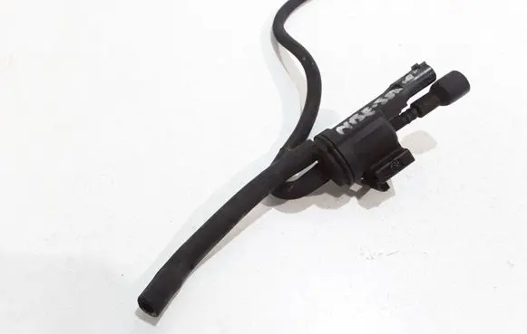 Mercedes-Benz E W212 Air pressure sensor 0025407097