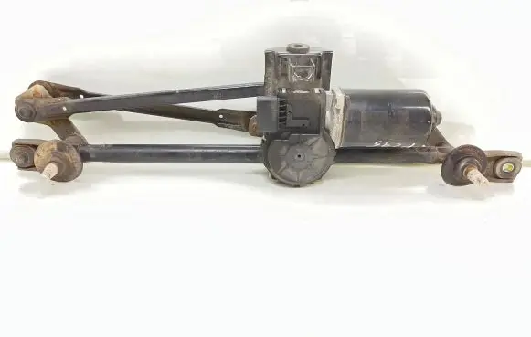 Front wiper linkage