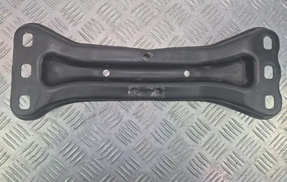 Mercedes-Benz E C207 W207 Gearbox mounting bracket A2042422501