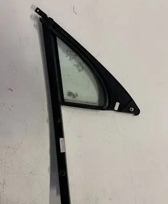 Volkswagen Touareg II Front door vent window glass four-door 7P6845113 7P0845113 7P5845113