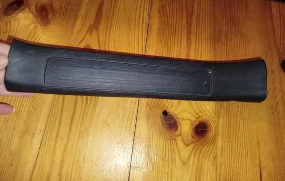 Mazda 3 II Rear sill trim cover BBM468730 K3006