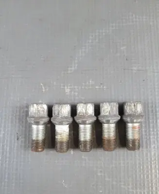 Skoda Octavia Mk3 (5E) Nuts/bolts 