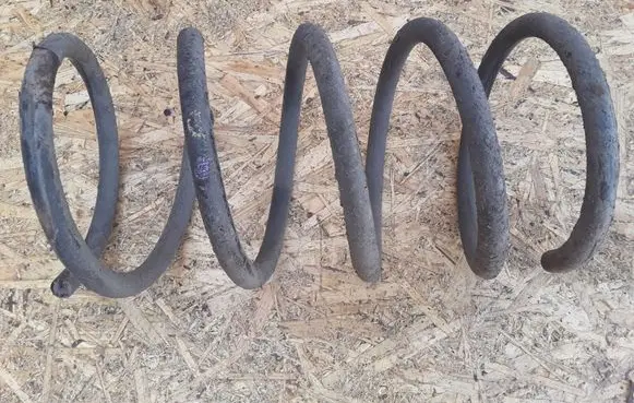 Hyundai Santa Fe Front coil spring