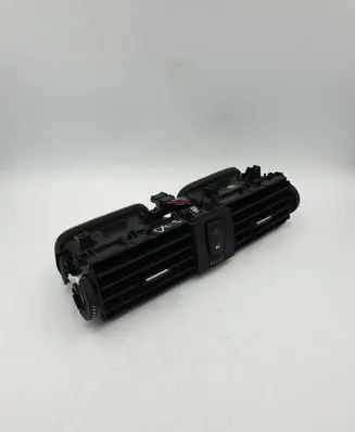 BMW 3 F30 F35 F31 Dash center air vent grill 9218552