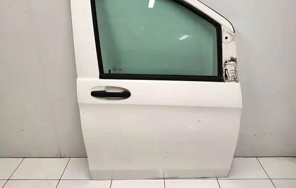 Mercedes-Benz Vito Viano W447 Front door 