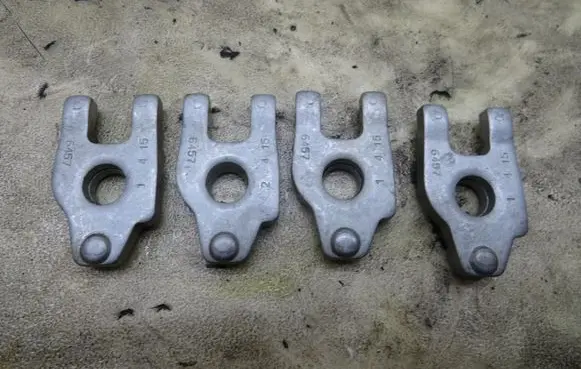 Nissan X-Trail T32 Fuel Injector clamp holder 8200790180